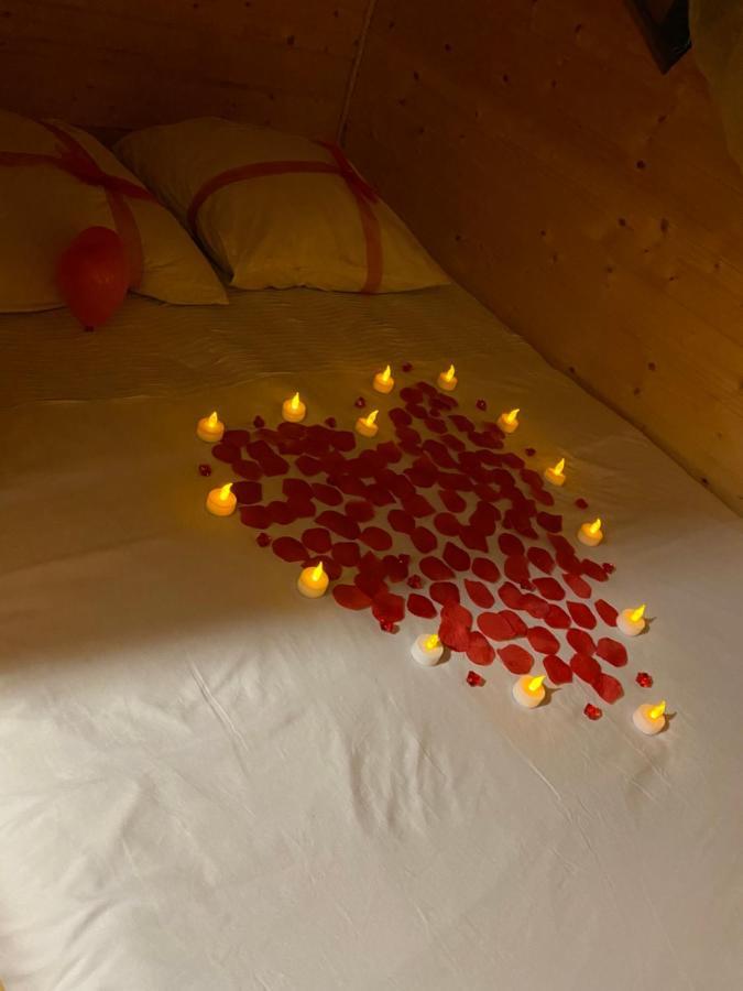 Cabane Enchantee 卡庞特拉 外观 照片
